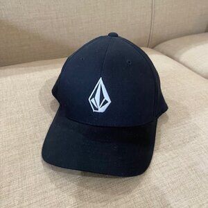 Black Volcom Flexfit Baseball cap